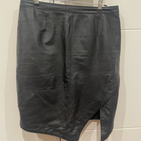 Portmans GENUINE LEATHER skirt - Picture 2 of 3
